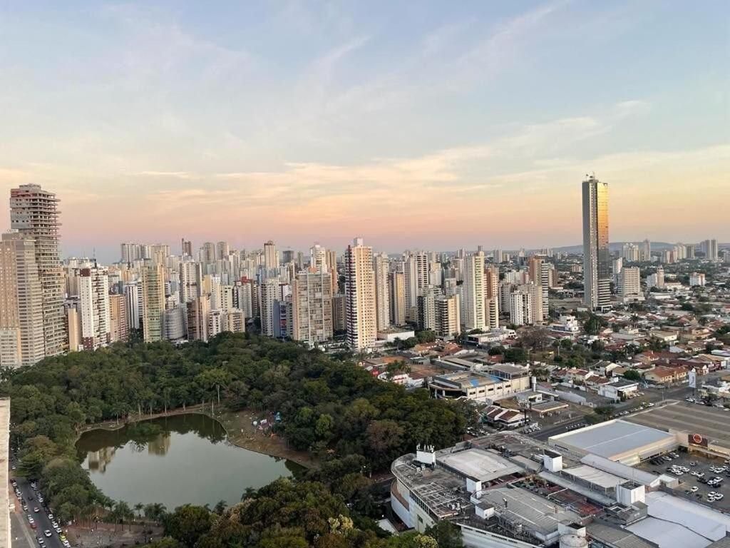 Moderno Flat Com Vista Para O Parque Vaca Brava Гояния Екстериор снимка